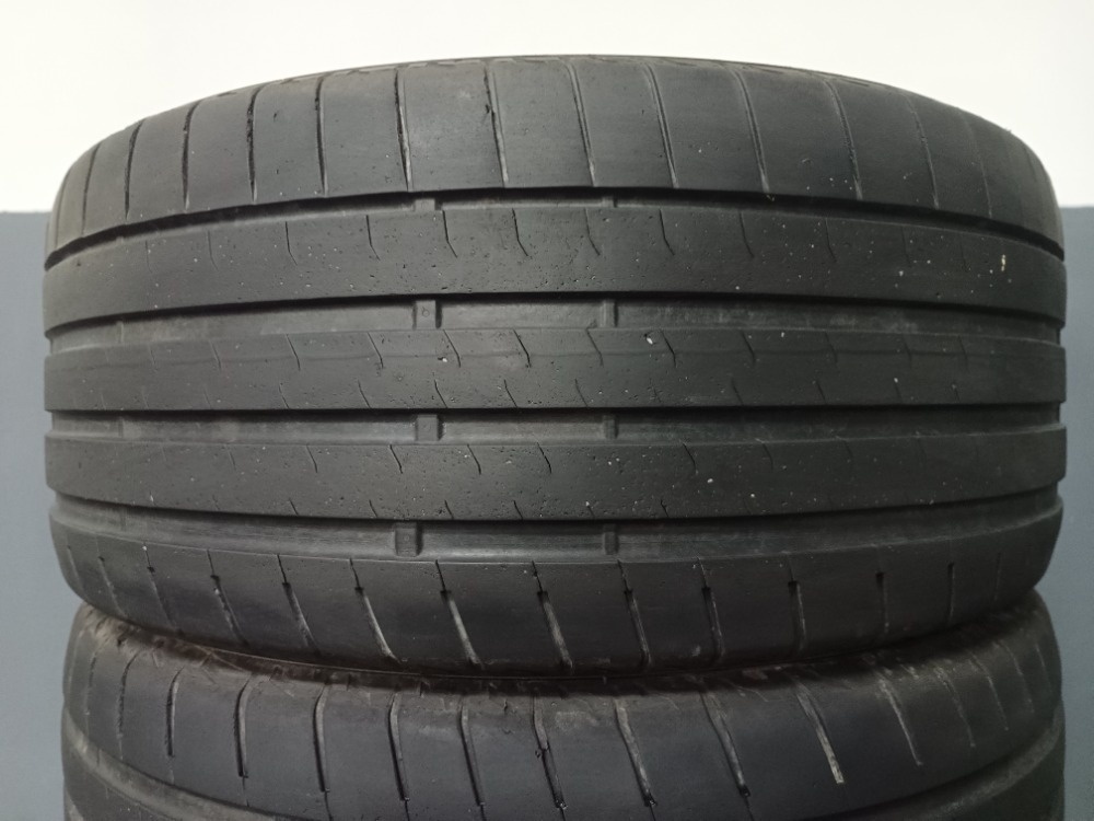 255/45 R18 BRIDGESTONE (0723)