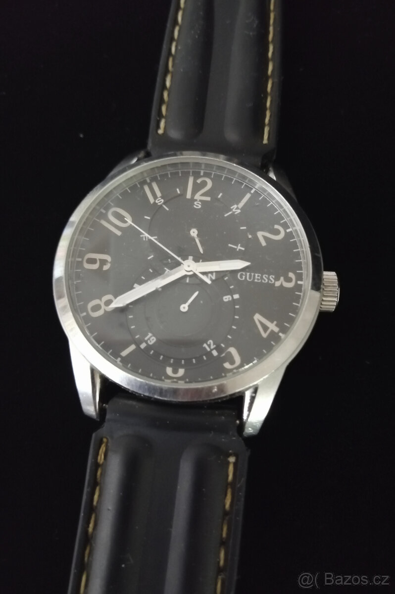 pánské hodinky Guess W13100G1