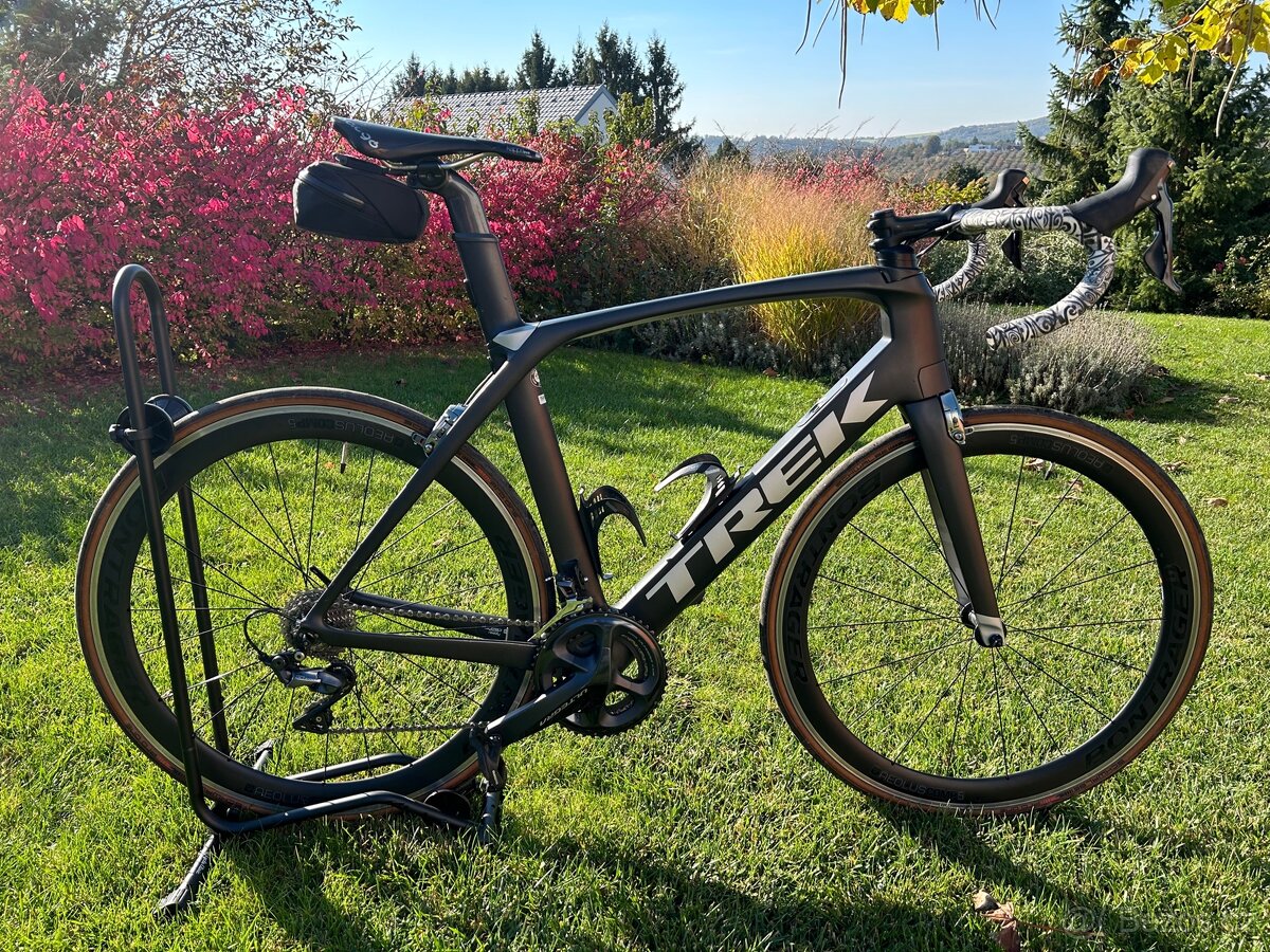 TREK Madone 9