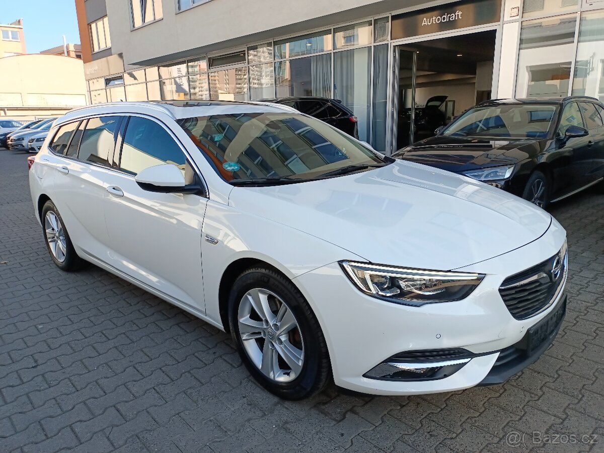 Opel Insignia Sports Tourer 2.0CDTI 125kW HUD Dynamic LED