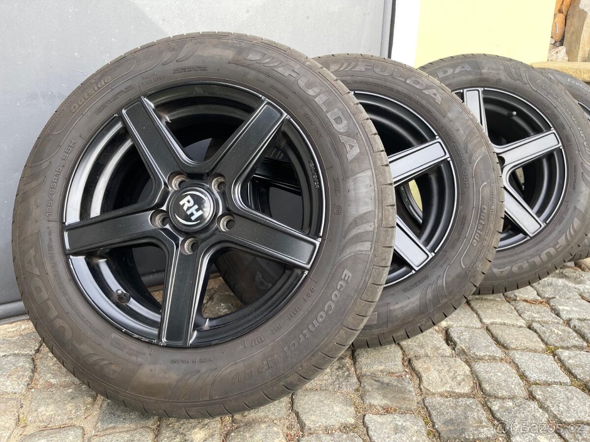Alu kola RH 5x100 R15 pneu 195/65 DOT22