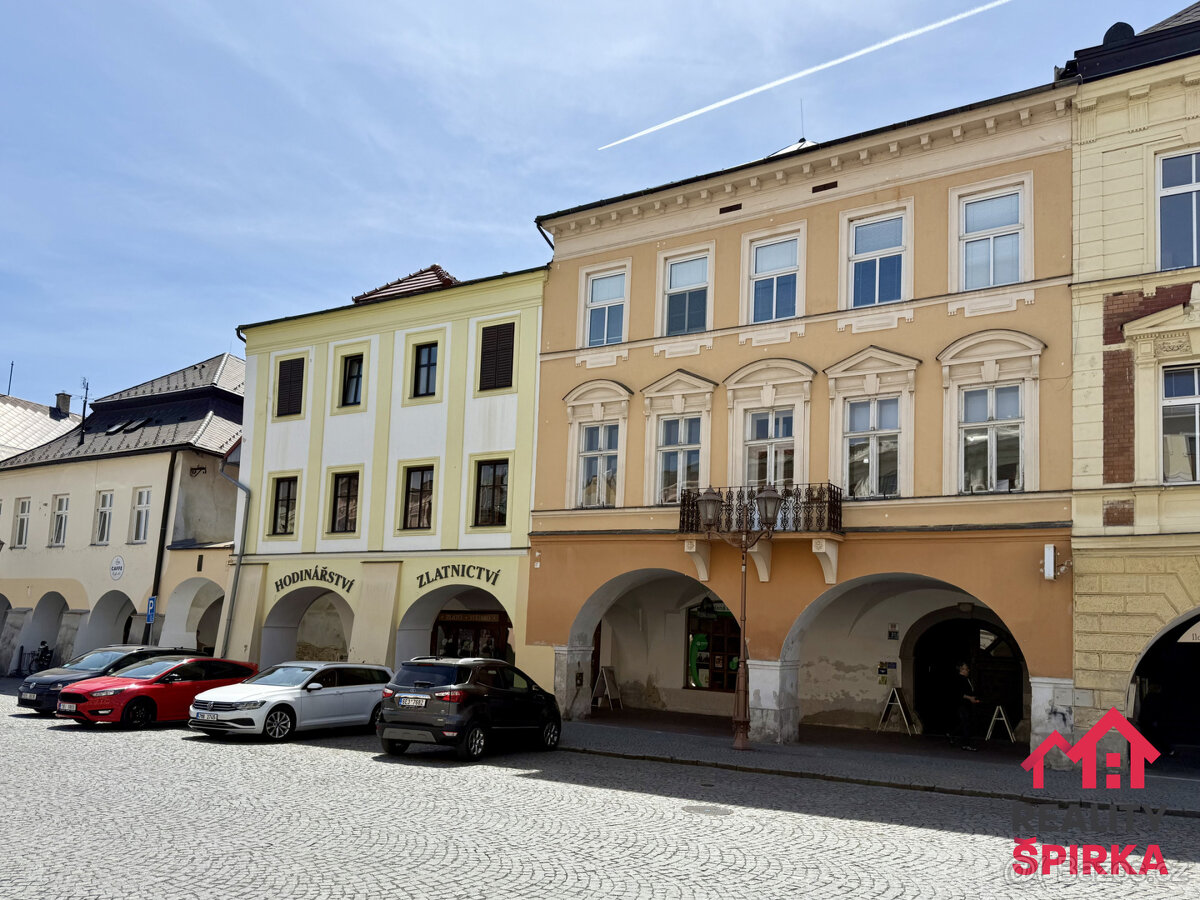 Pronájem dvou kancelářských prostor, 50,2 m², nám. Míru, Svi