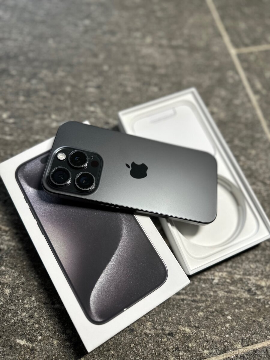 IPhone 15 Pro - 128GB KRÁSNÝ STAV