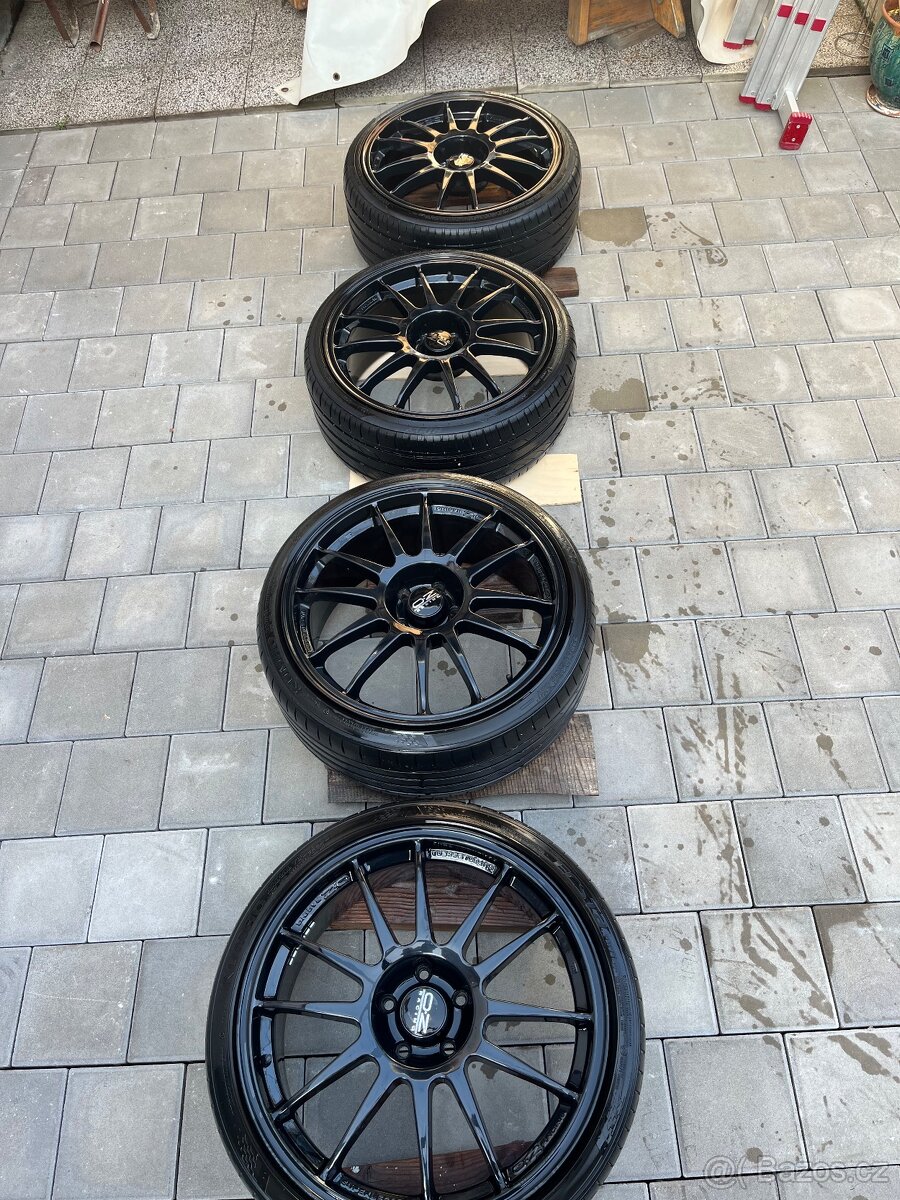 OZ Racing Superleggera r19 5x112 et35