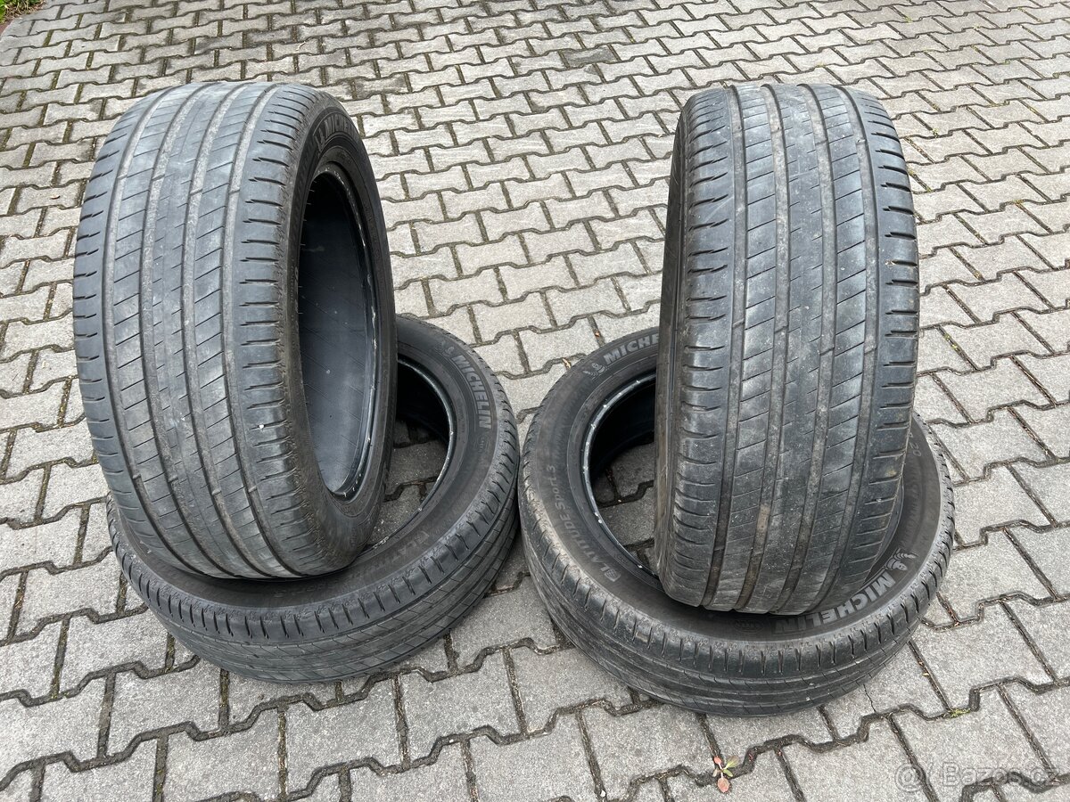 Letni pneu Michelin 265/50 R20