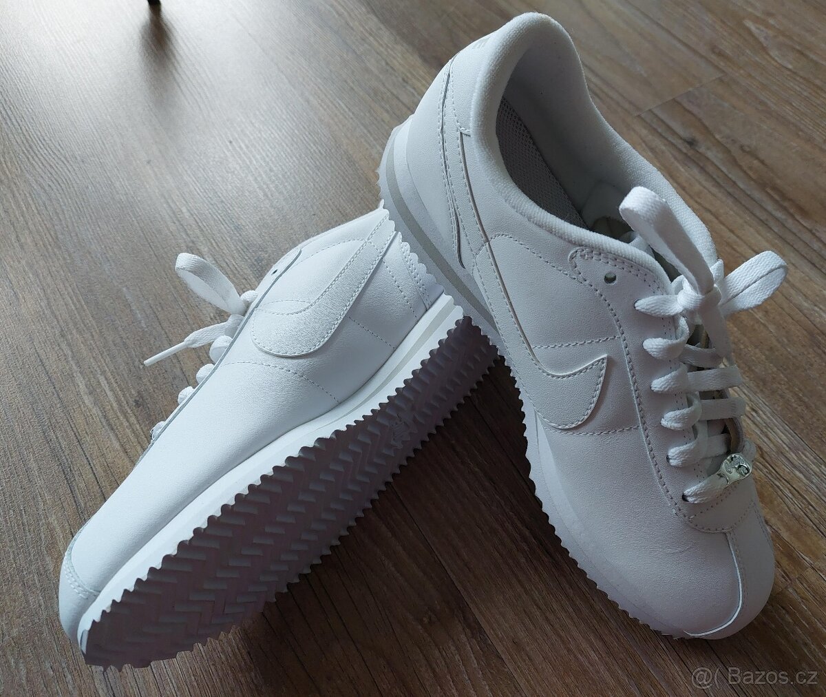 Dámské tenisky Nike vel. 40 bílé