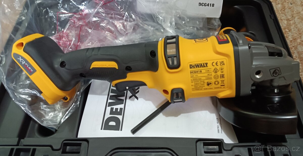 DeWALT DCG418N bez aku