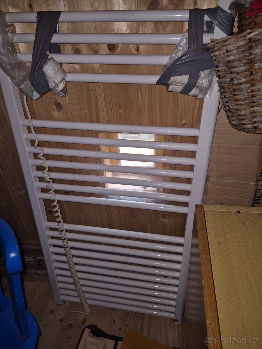 Prodám topný elektro žebřík- sušák
