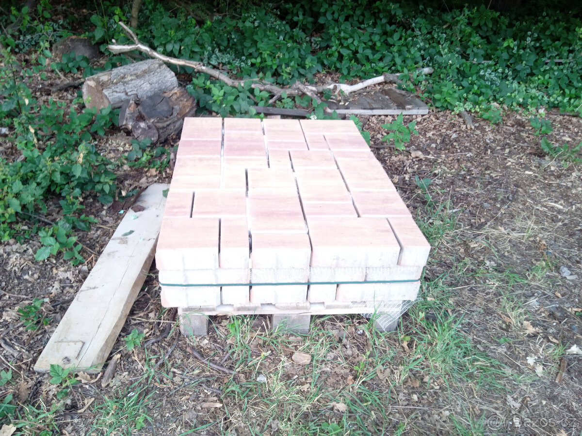 CS beton via tech, výška 80 mm, skladba z tří kamenů, colorm