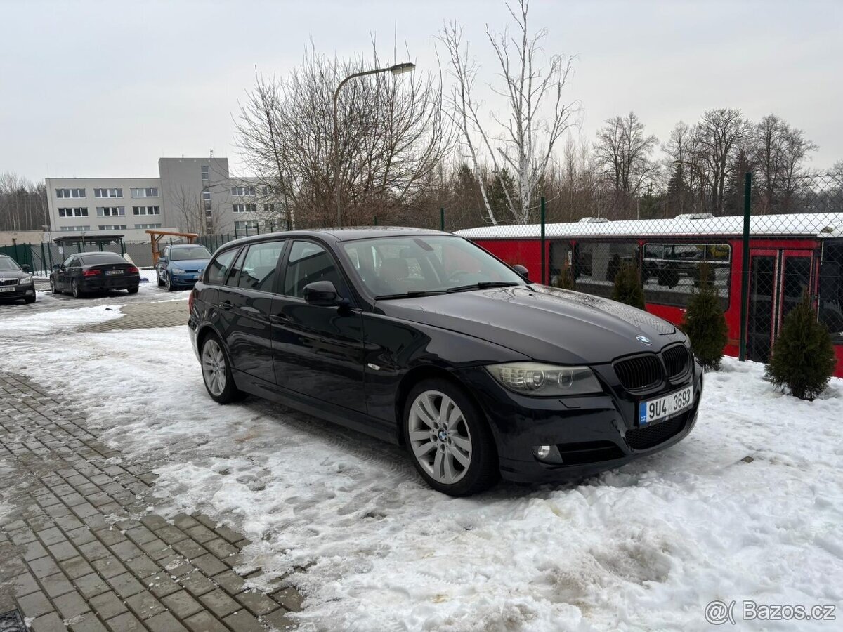 BMW E91 318D 2011