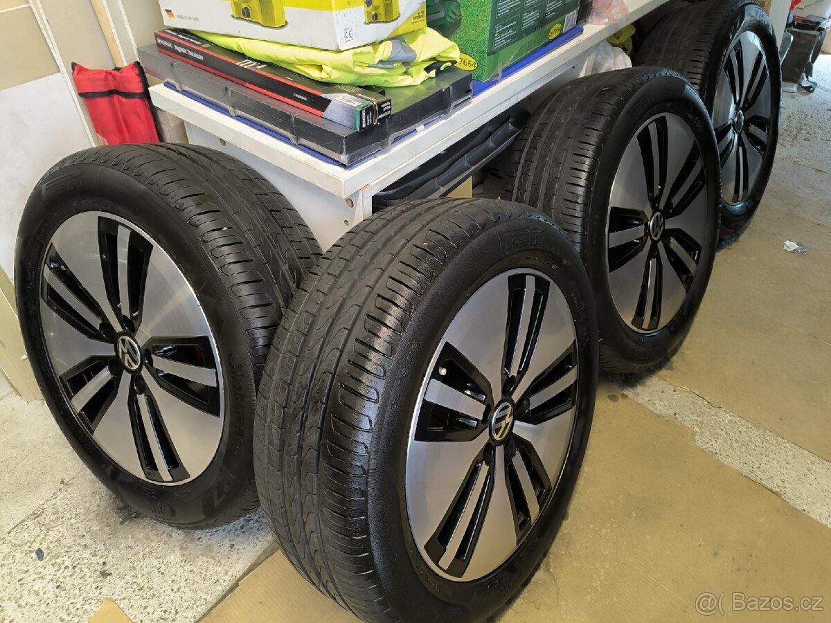 ALU kola Passat Superb 5x112 r17, Originál,+TPMS,Pirelli 98%