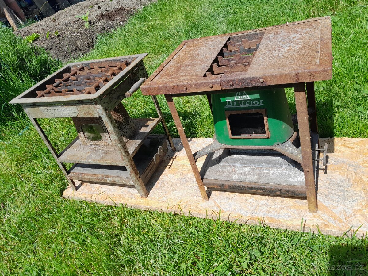 Staré petrolejové topení.