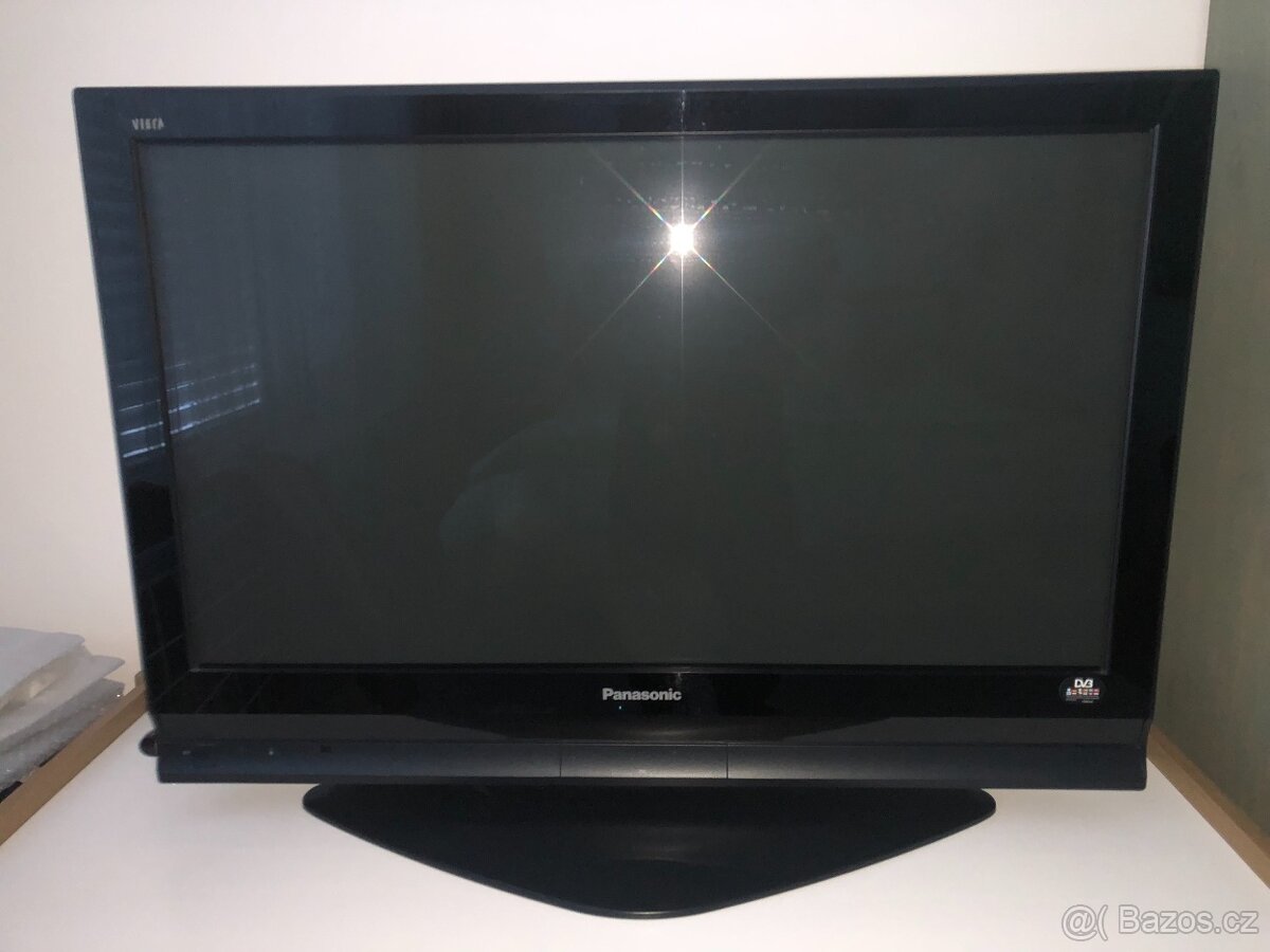 Prodám plazmovou televizi Panasonic Viera TH-37PX70EA