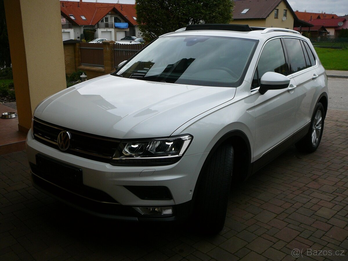 VW TIGUAN 2.0 TSI 132KW 4x4 DSG+F1 PANORAM FULLLED NAVI ACC
