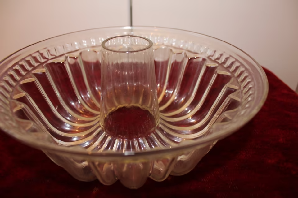 Retro Pravá skleněná zapékací miska Jena