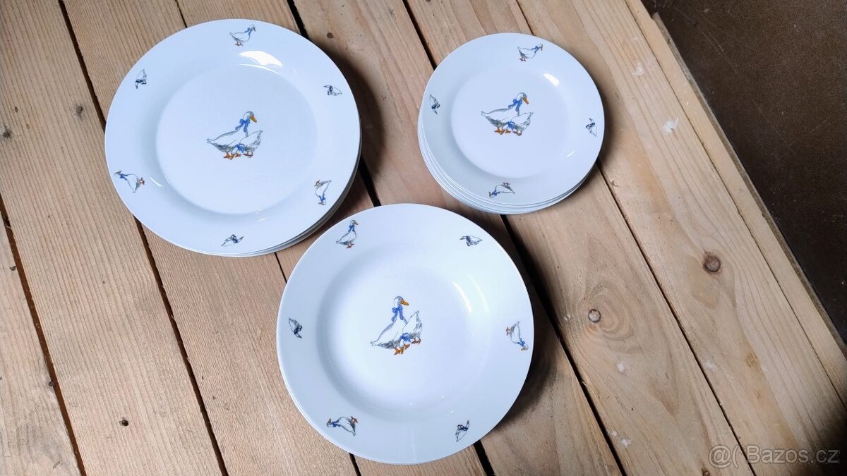 Sada talířů s husami