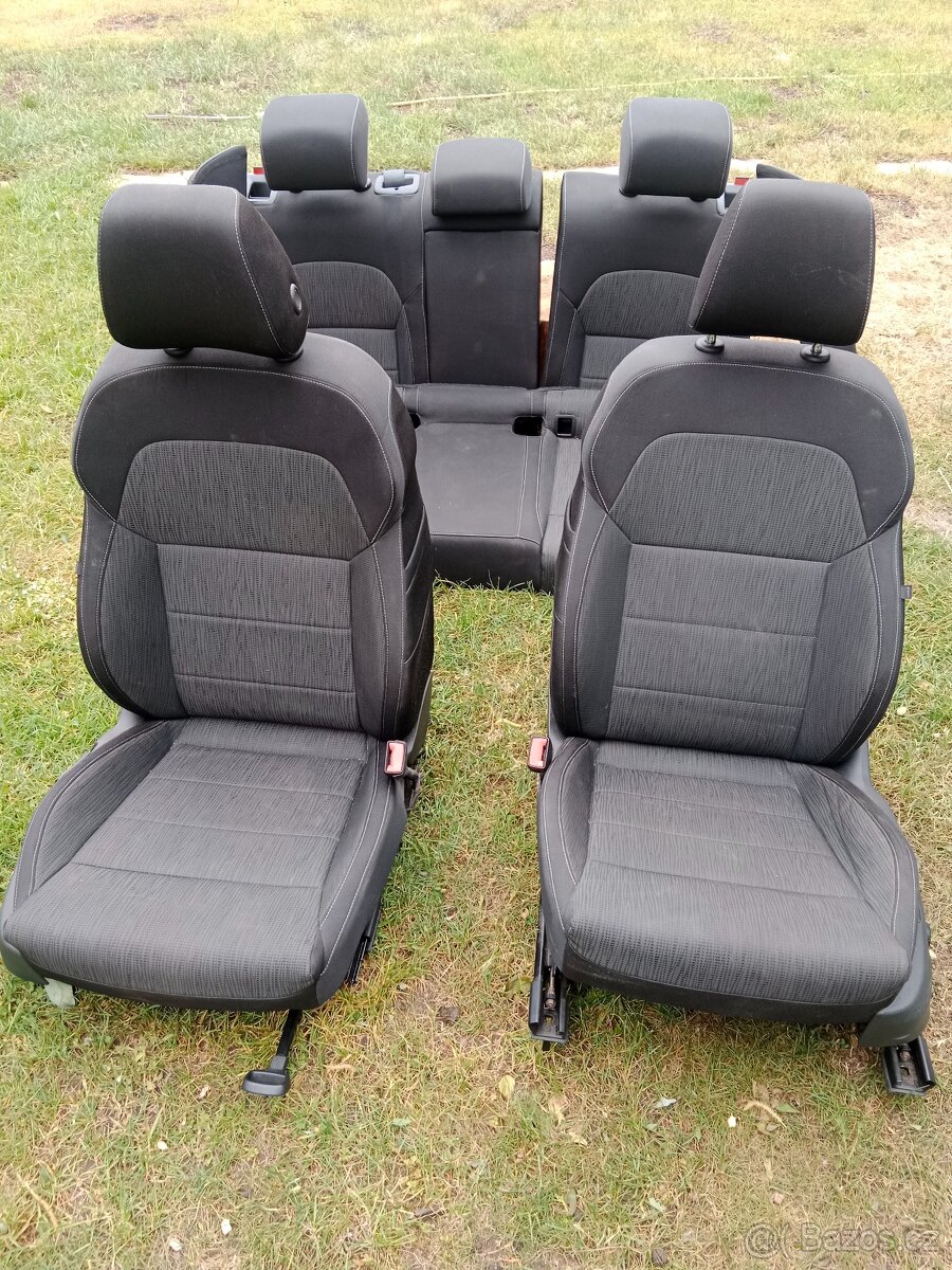 Sada sedaček Superb 3 El. 4x výhřev