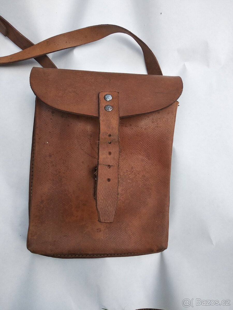 Brasna-pro prislusniky CSR-SNB-60-ta leta.