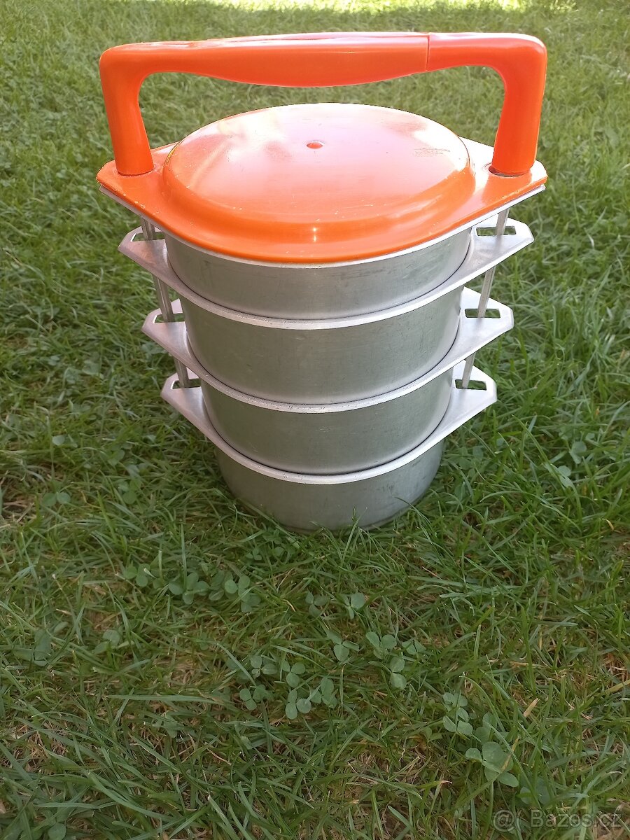 Prodám retro hliníkový jídlonosič