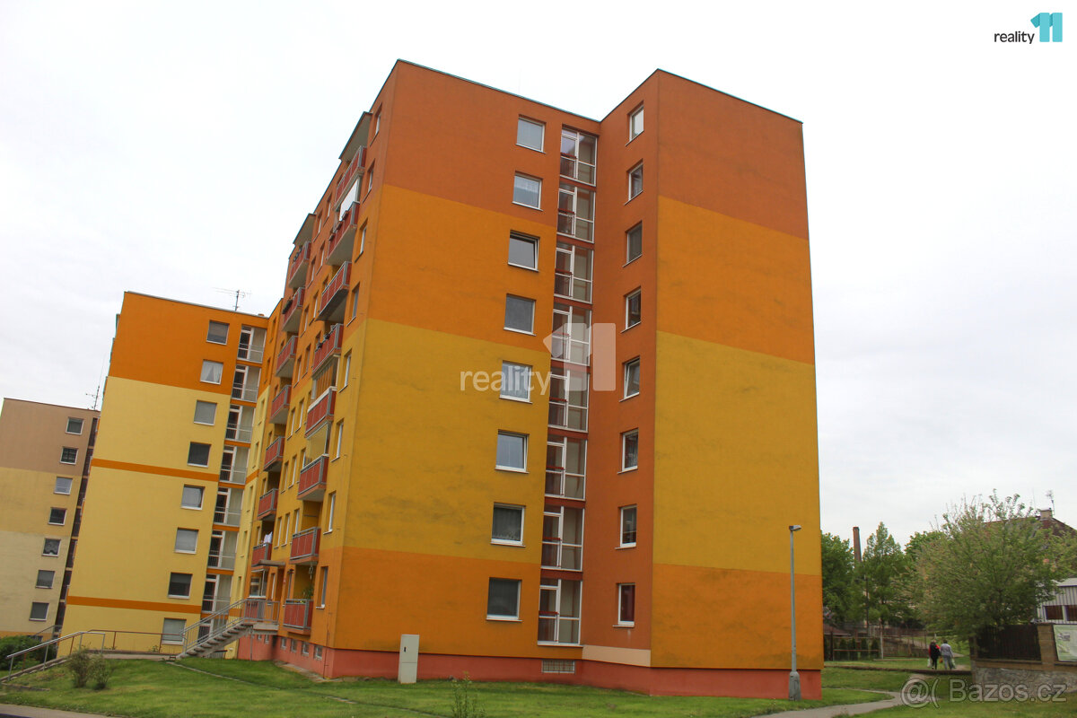 Pronájem garsoniéry, 31m2, V Oblouku, Ústí nad Labem-Krásné 