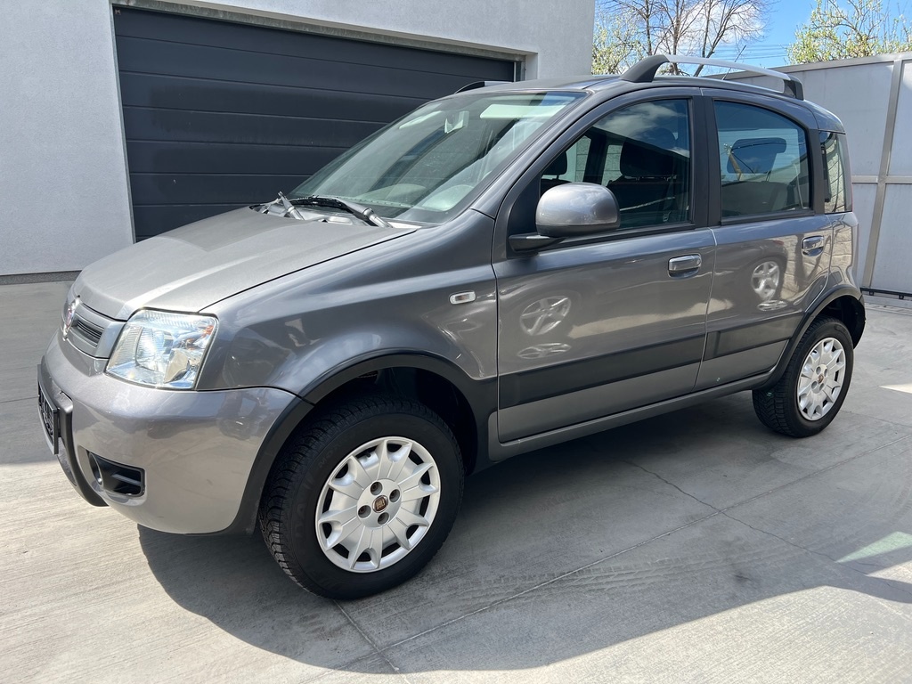 Fiat Panda 1.2 51kw 4X4 PDC,Klima 10/2012 62000km bez koroze