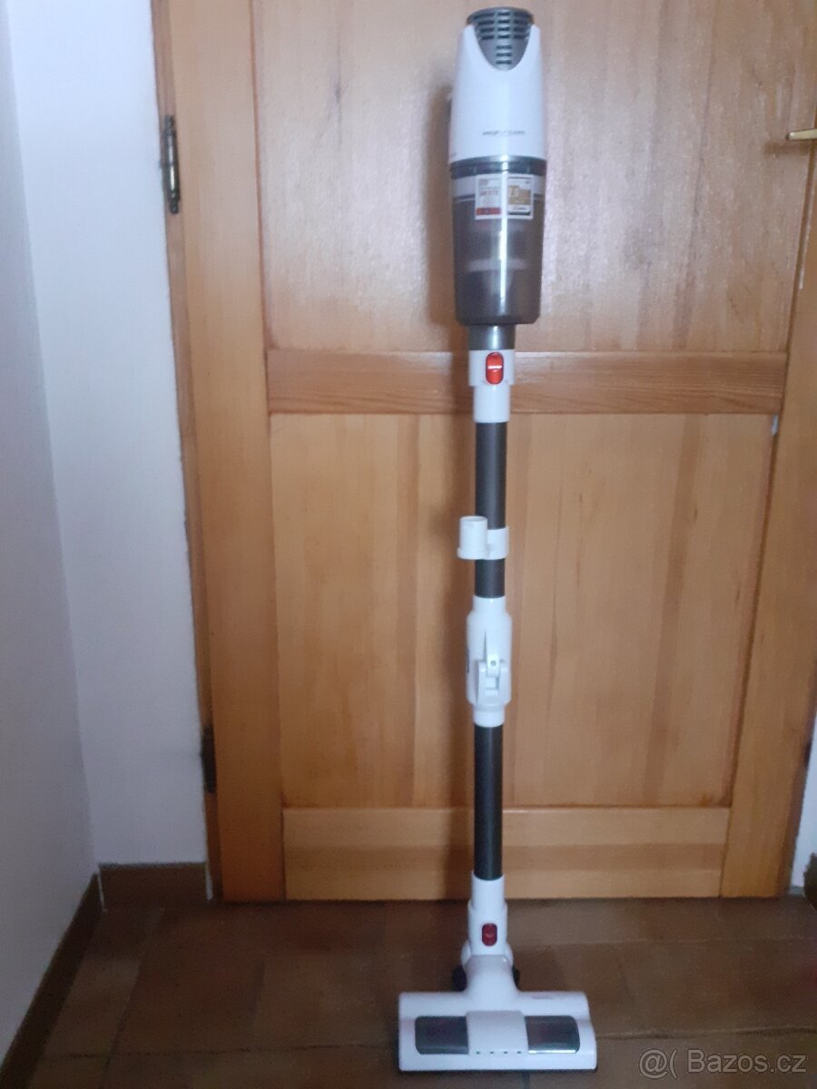 Tyčový vysavač