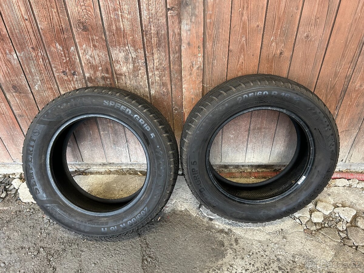 Prodám gumy 205/60/16.