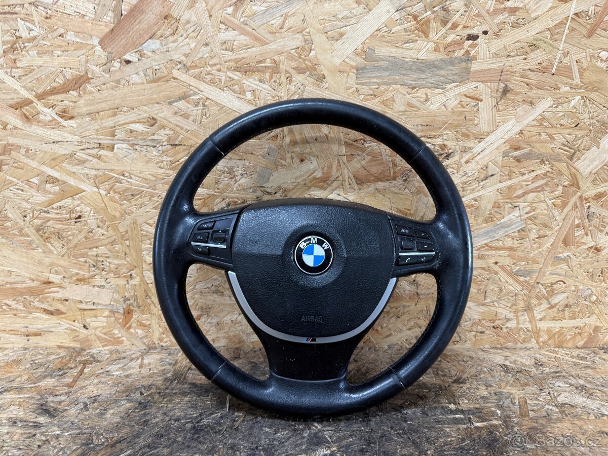 KOMPLETNÍ MULTIFUNKČNÍ VOLANT BMW F10/F11