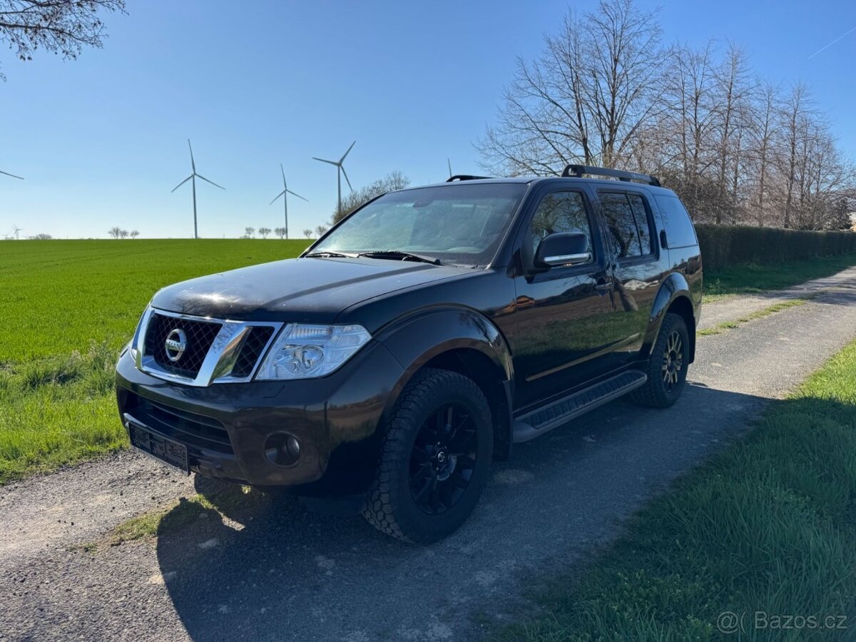 Nissan Pathfinder 2.5 dCi Individual Aut. 140kw