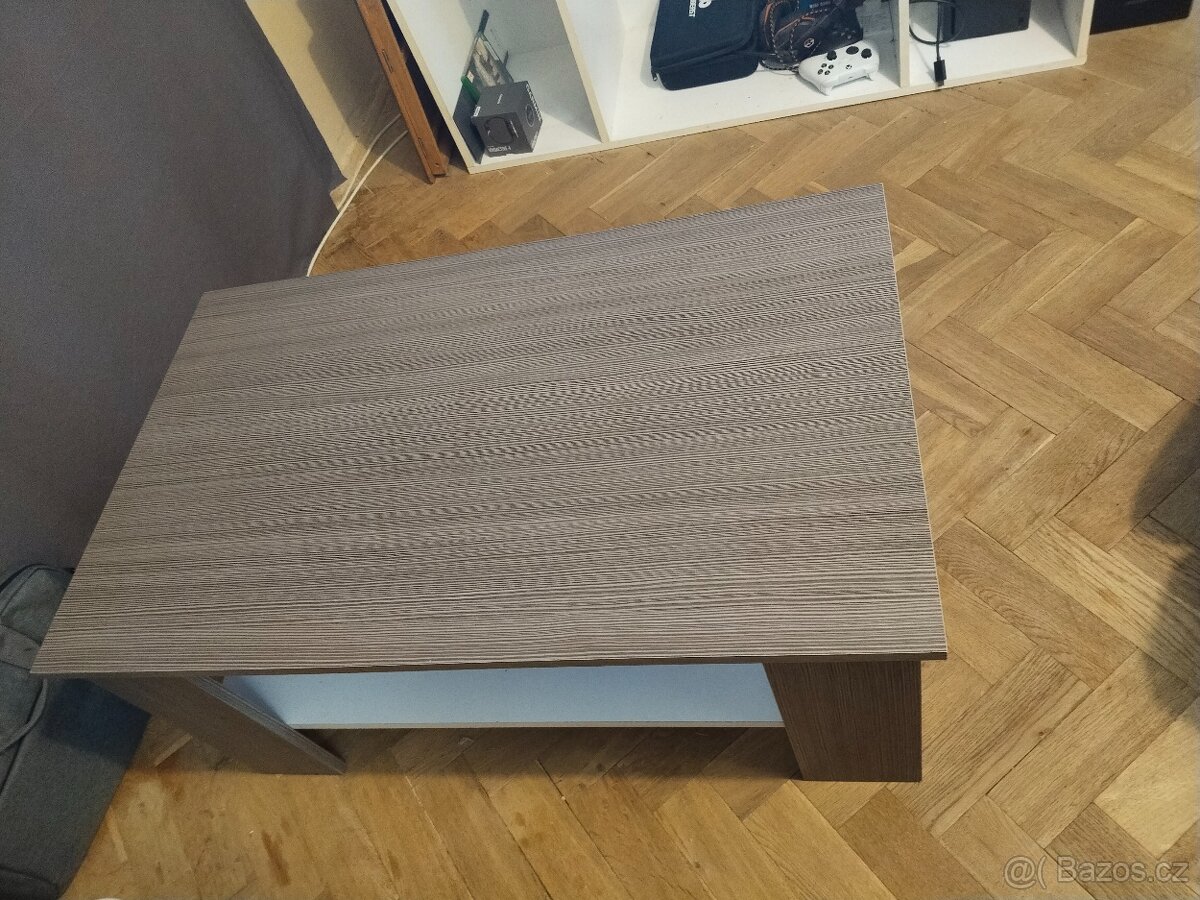 Konferenční stolek