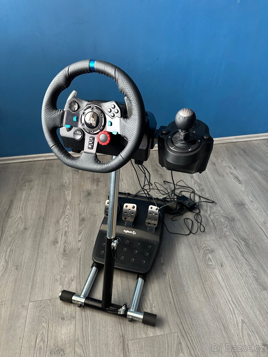 Herní set na řízení Logitech - komplet