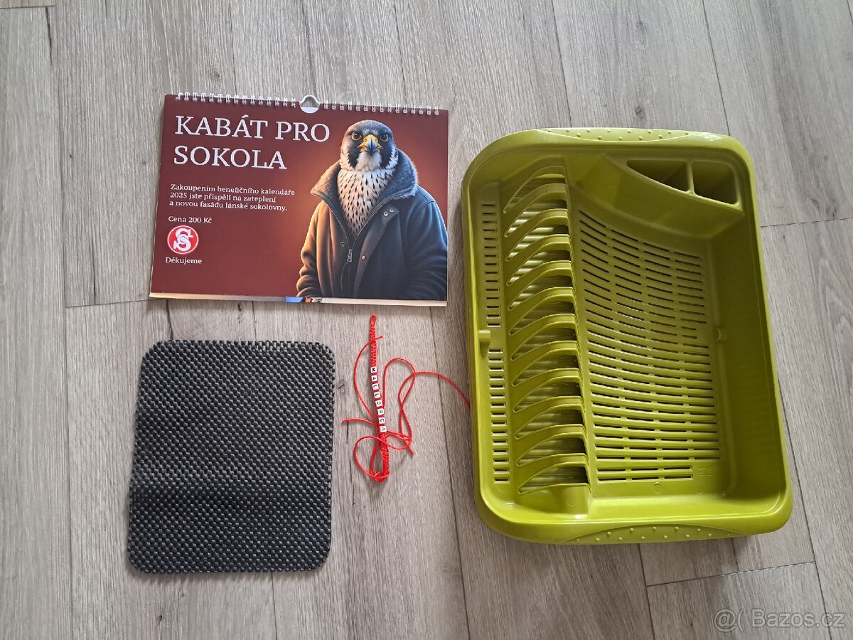 Kalendář Sokol, odkapávací, náramek, podlozka