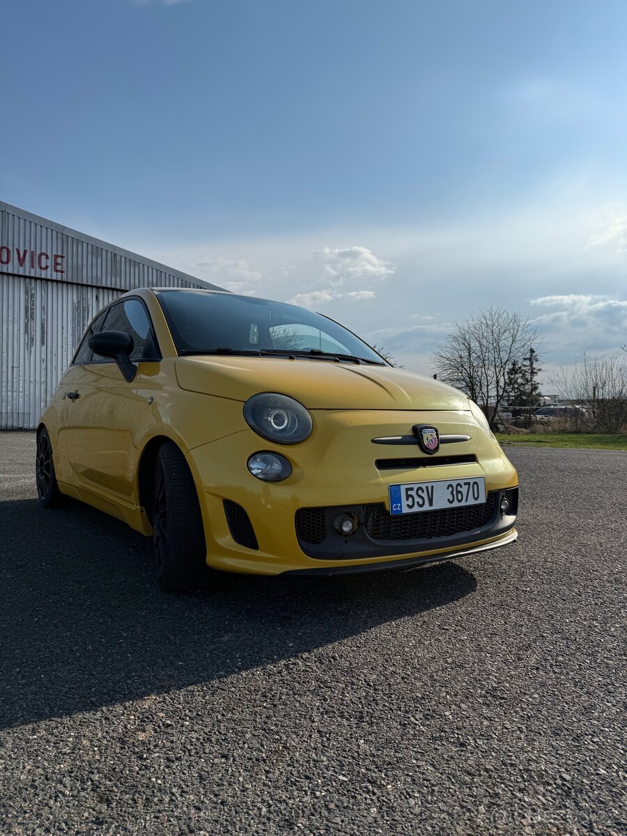 Fiat 500 Abarth / 245 000,-