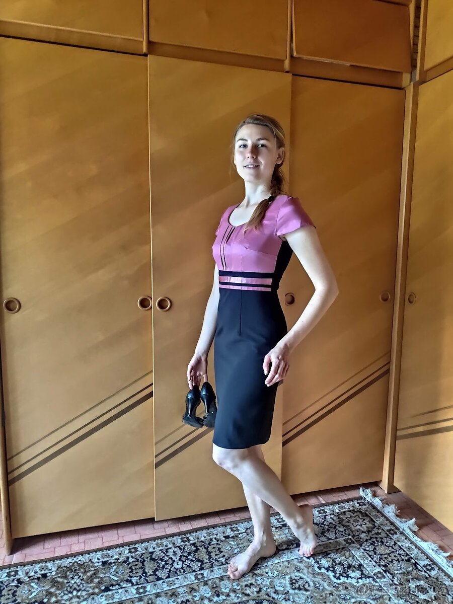 Krásné společenské šaty vel M růžová