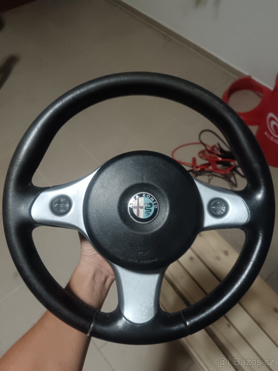 Multifunkční volant alfa Romeo 159