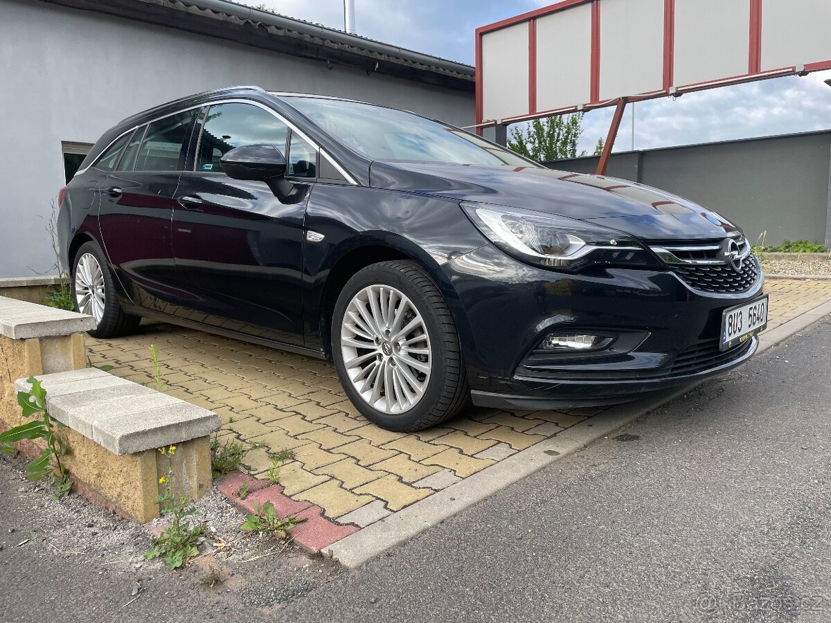 Opel Astra kombi, r.2016, 148000 km, Koupeno v ČR 1. majitel