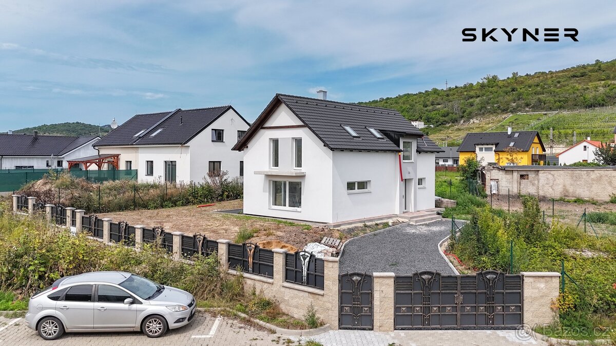 Prodej, Rodinné domy, 130 m2 - Žalhostice, ev.č. 01092