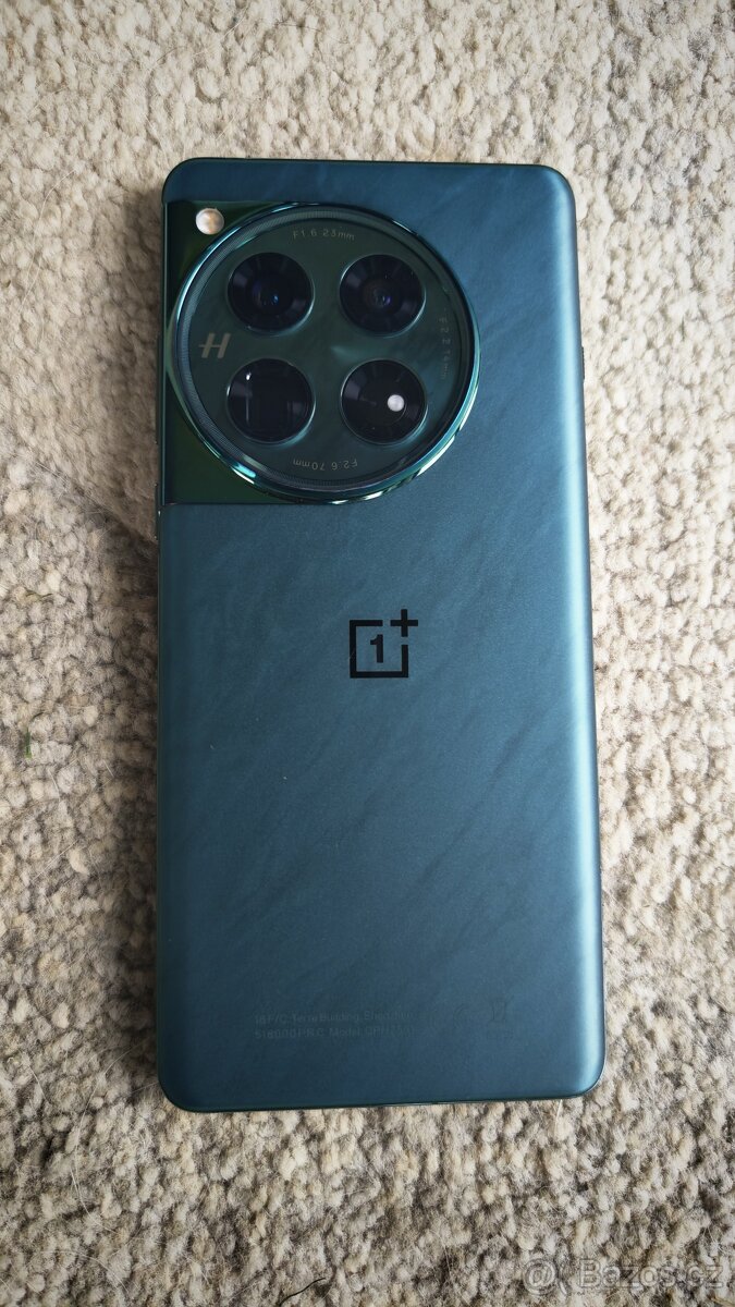 OnePlus 12 v záruce
