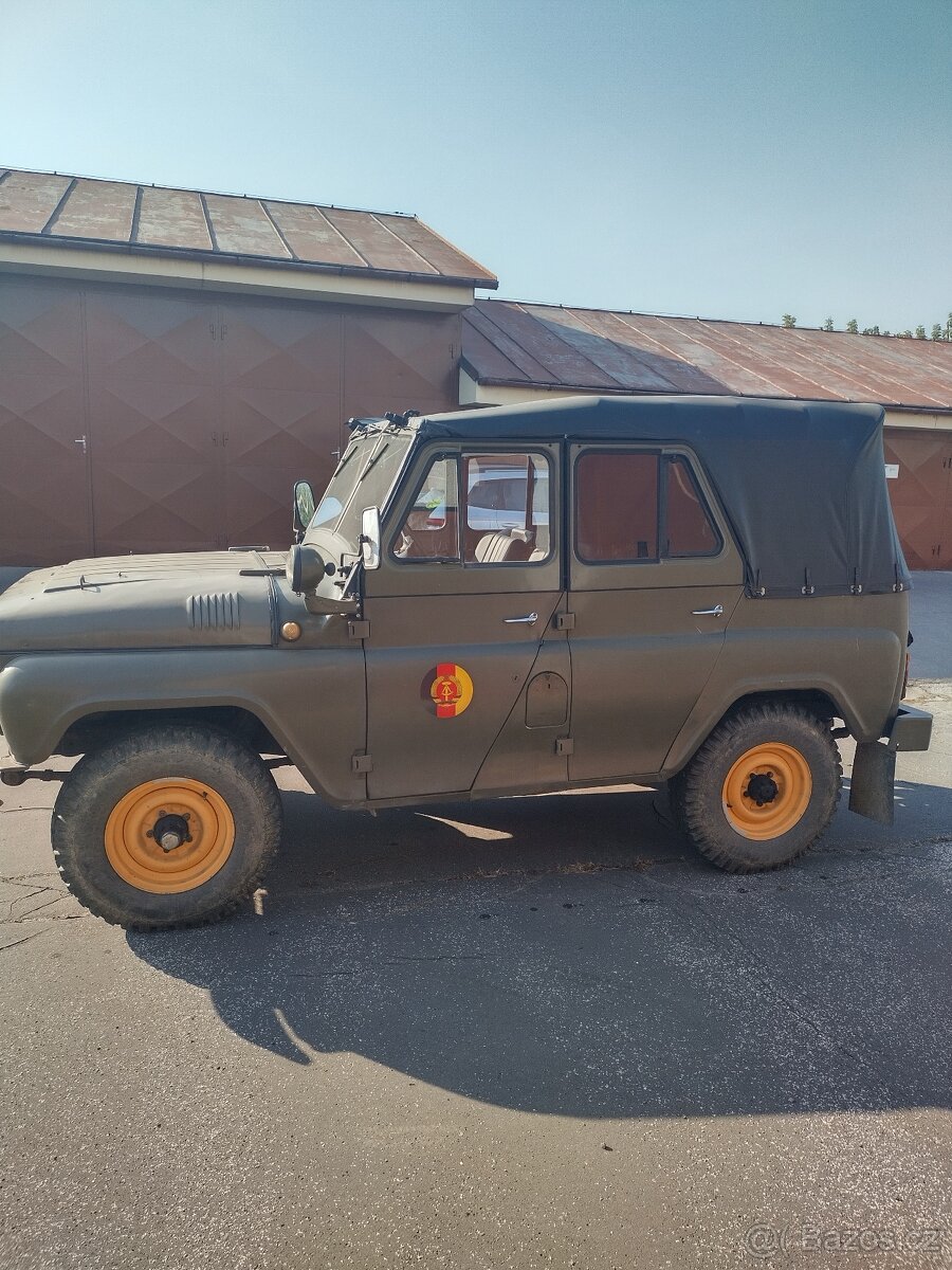 UAZ 469
