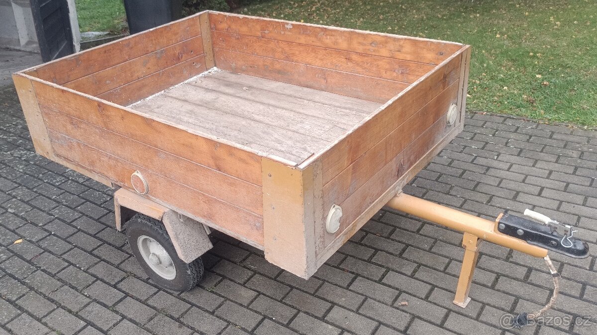 Přívěsný vozík sport jacht