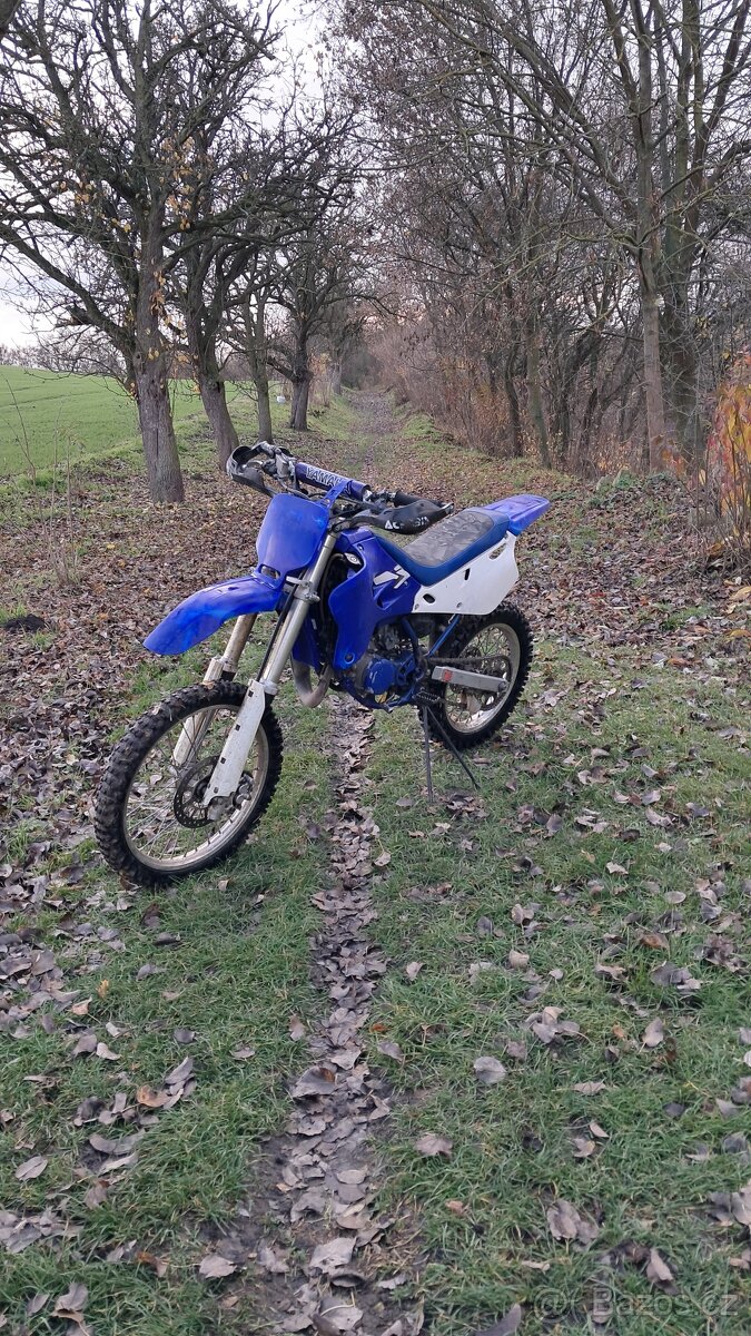 Yamaha YZ 80, kola 19/16"