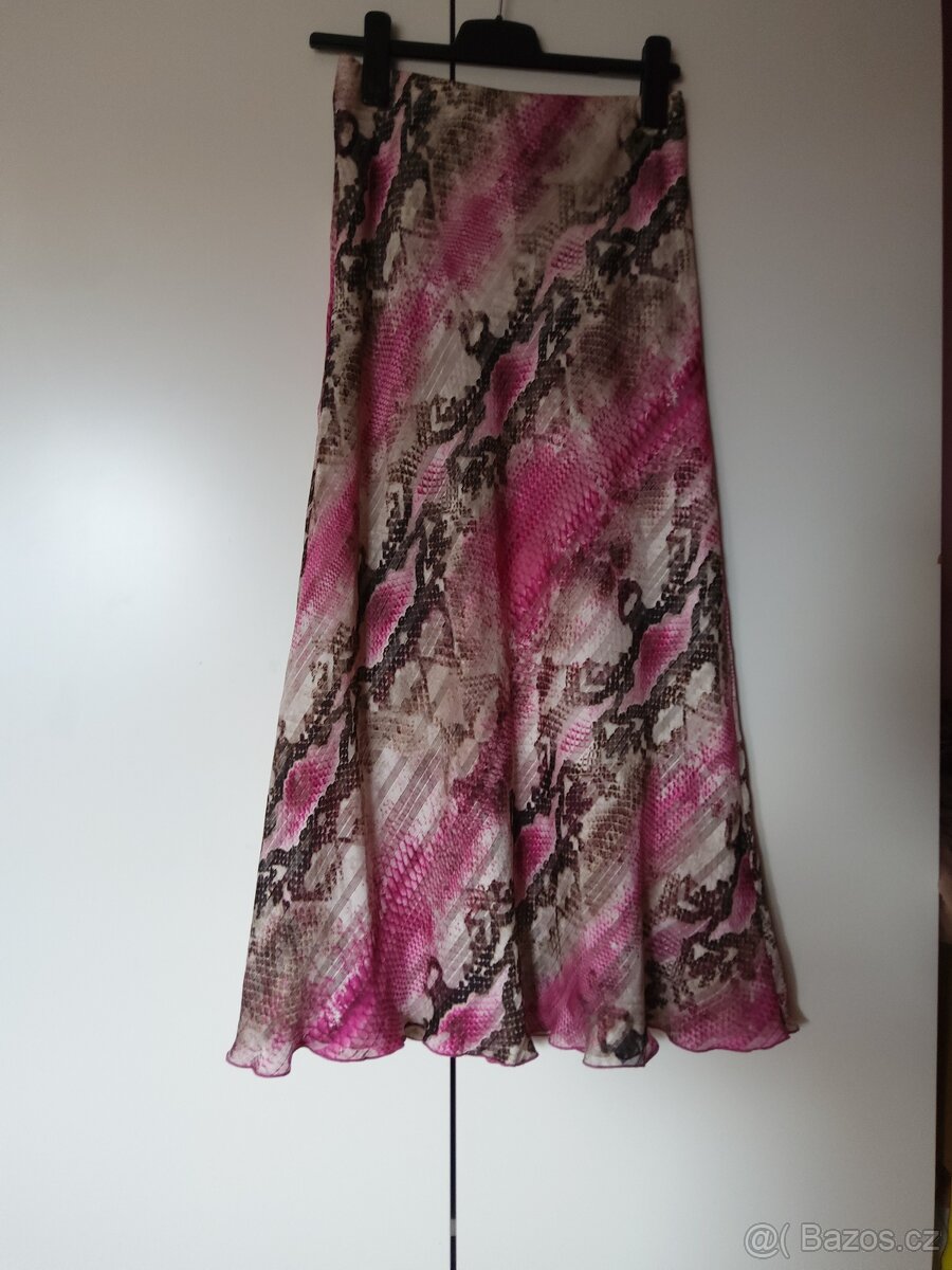 Krásná letní sukně