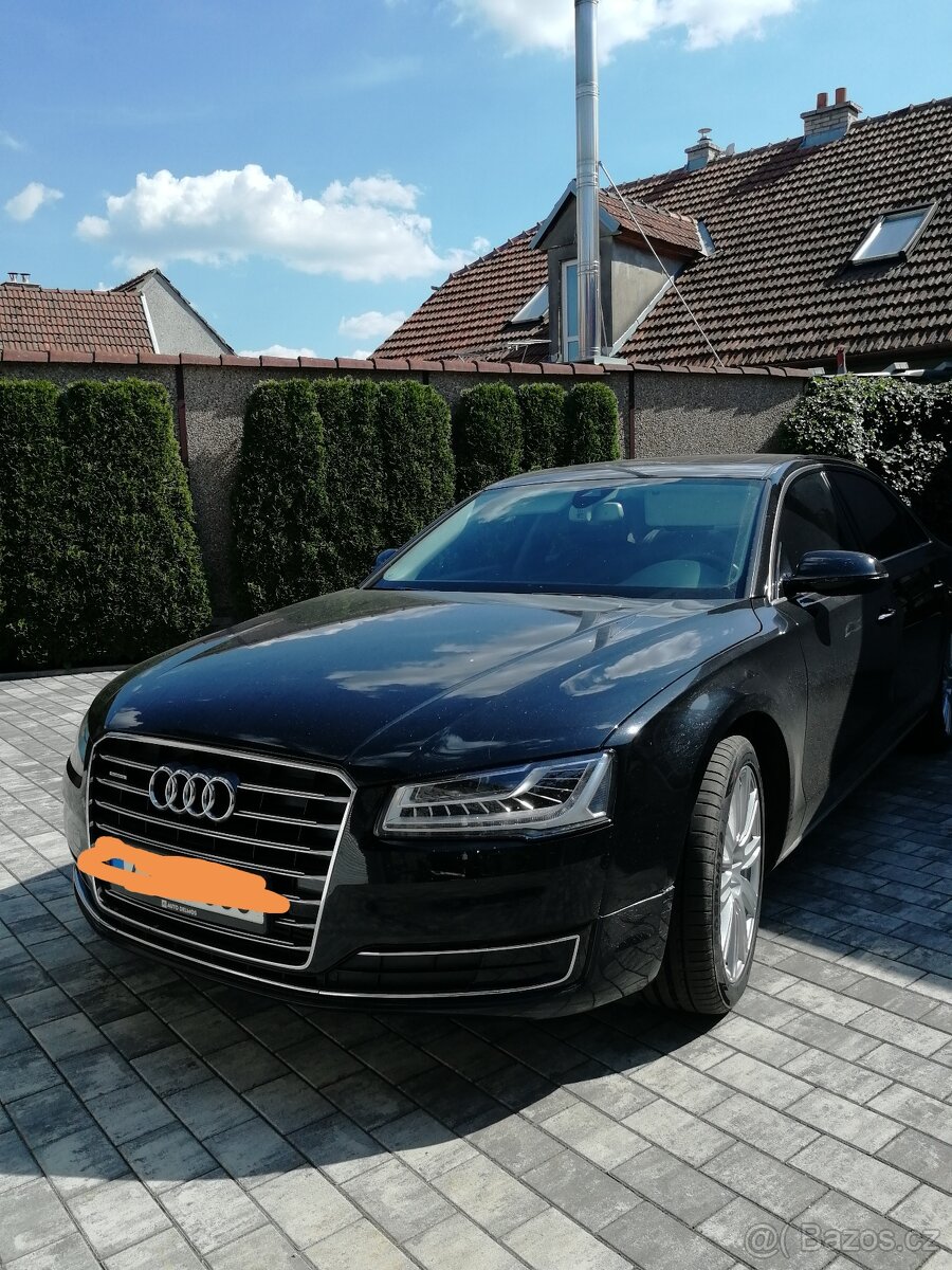 Audi A8L