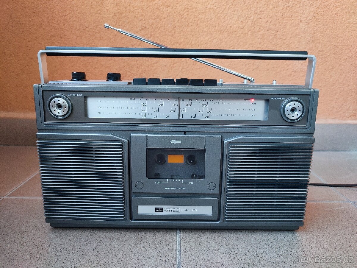 RETRO STEREO RADIO CASSETTE RECORDER ARTEC SRRL 101.