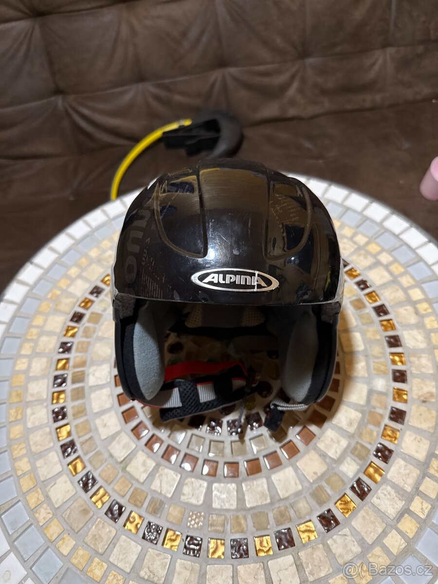 Lehká lyžařská/snowboardová helma (Karbon look) - Velikost 5