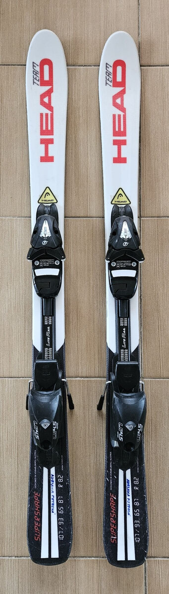 Dětské lyže a přeskáče