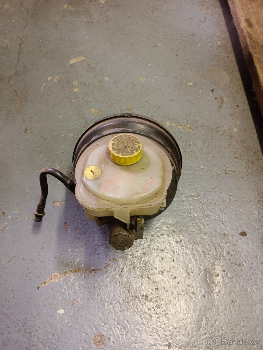 Brzdový posilovač VW Passat B5 , B5,5