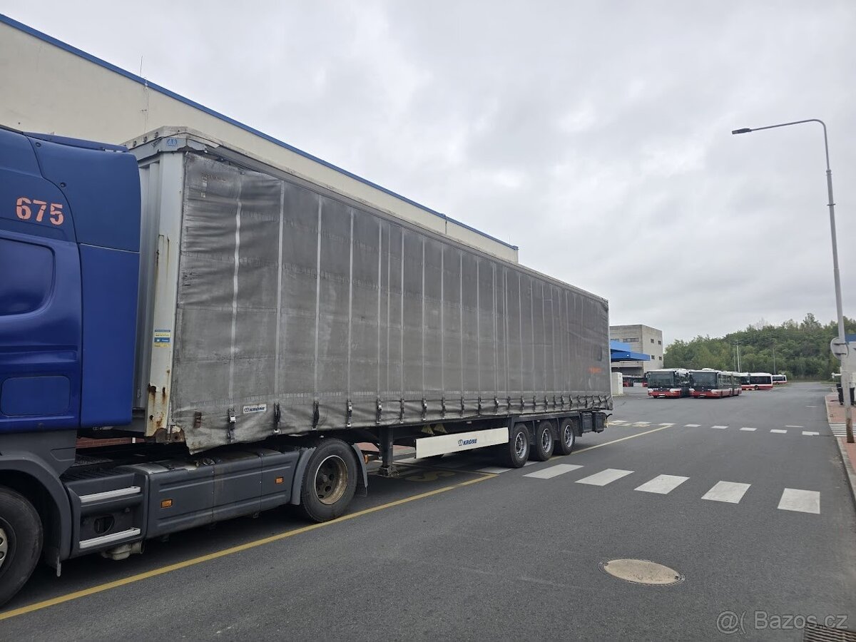 kompletní shrnovačka na návěs