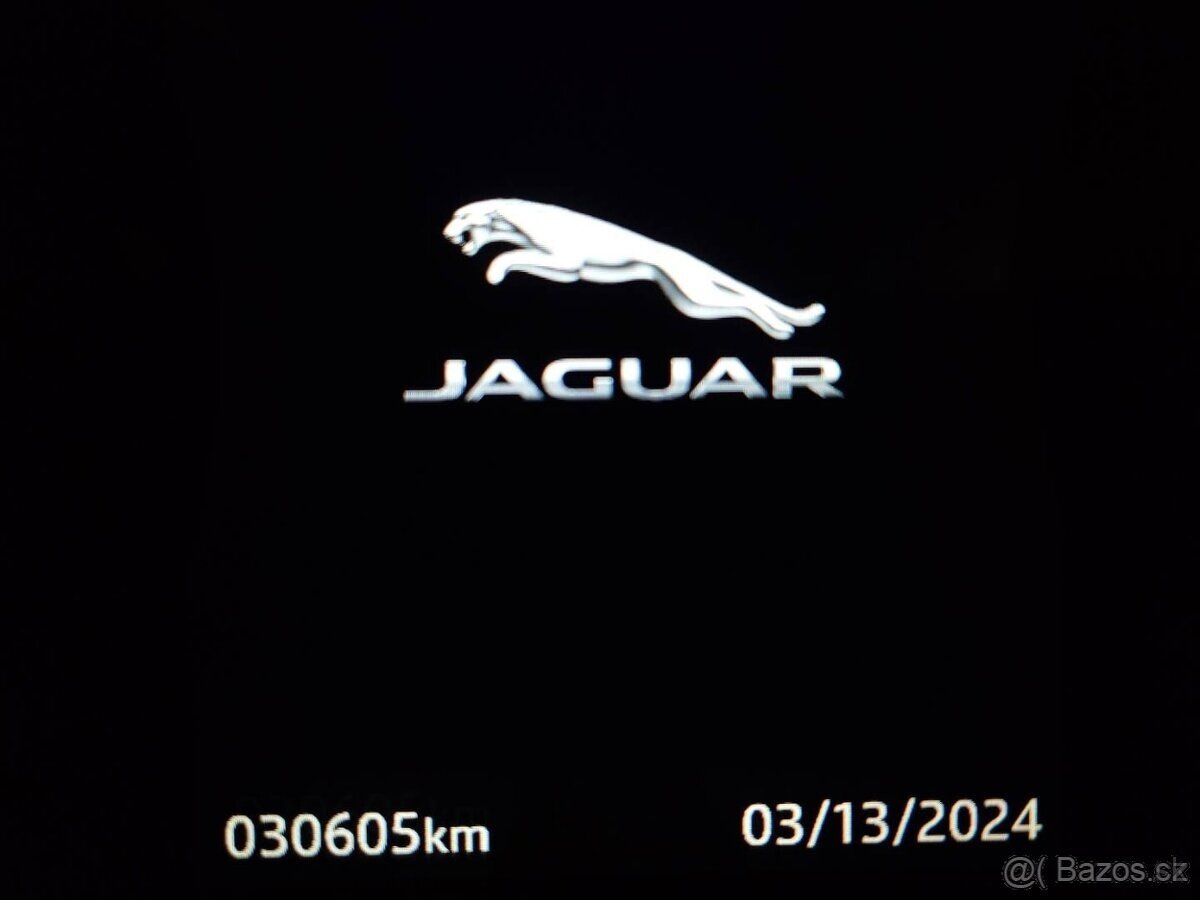 Jaguar E-Pace P250 R-Dynamic SE AWD A/T top