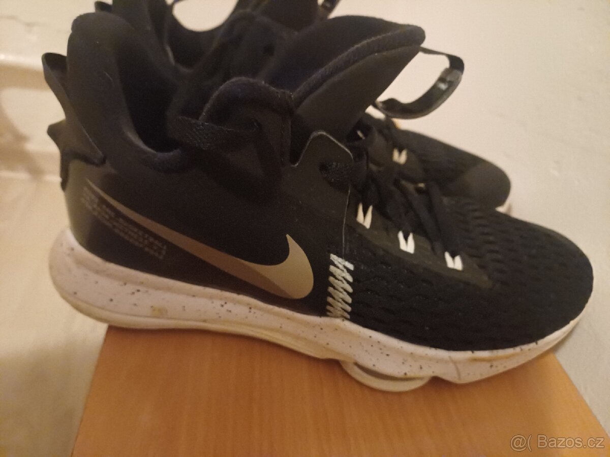 Boty Nike